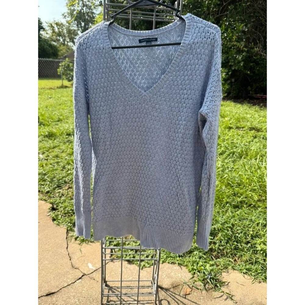 American Eagle Open Knit V-Neck Sweater Medium NWT